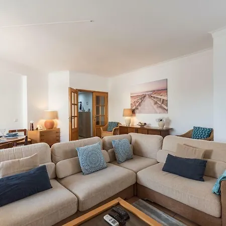 Checkincheckout Falesia With Pool Vilamoura